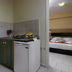 Kozanos & Hotel de apartamente