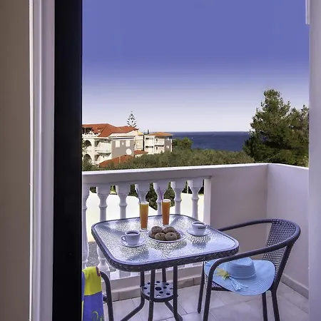 Kozanos & 3* アリカナス