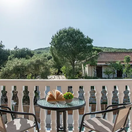Appart hôtel Kozanos & 3*