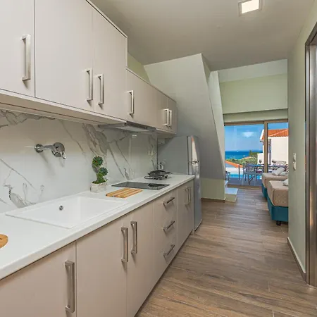 Kozanos & Apartmanhotel Alikanász