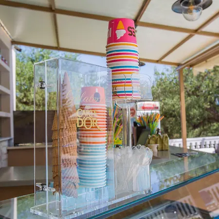 Aparthotel Kozanos & 3*